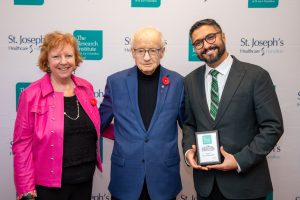 Dr. Fabiano Gomes (right) with Dr. Ian Rowe (middle)